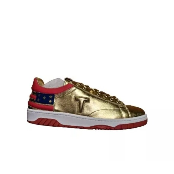 Donald Trump Never Surrender Gold SNEAKERS Size 11M (AUTHENTIC & RARE) In Hand main image 9